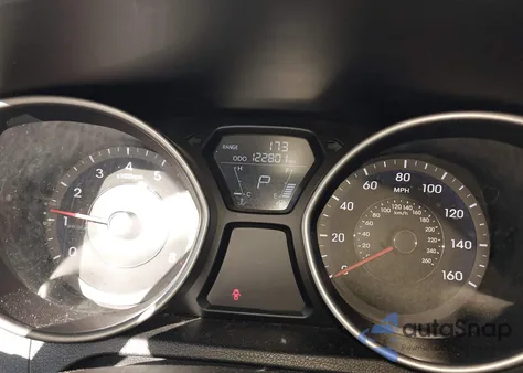 2013 Hyundai Elantra Limited from USA, damaged, VIN 5NPDH4AEXDH277534